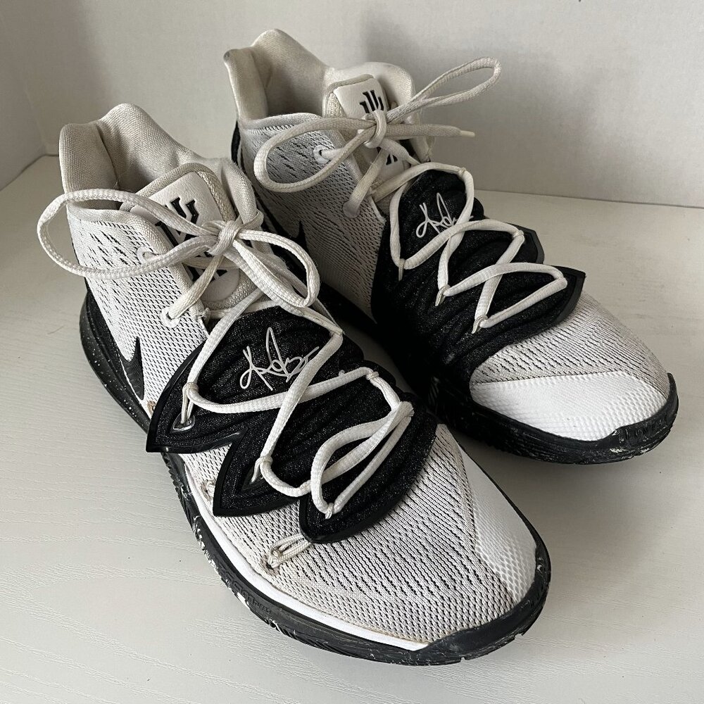 Nike Kyrie 5 TB CN9519-100 "Oreo White" Basketball Shoes – Size 10 US